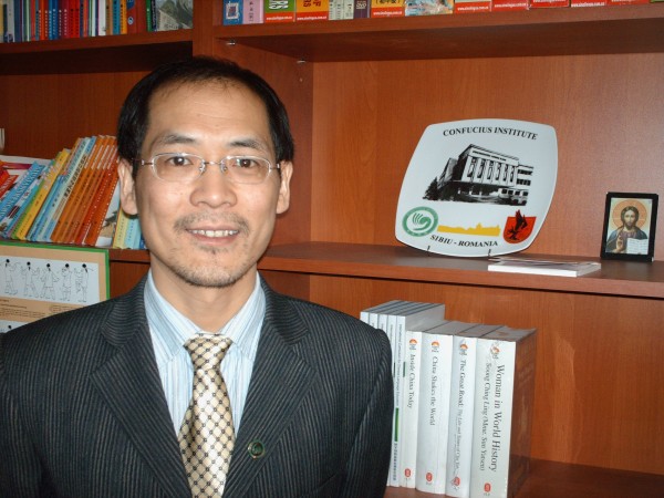Profesorul Zhang Wei va asteapta la Saptamana Academica